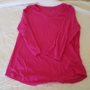 Crown and Ivy Quarter Length Top
